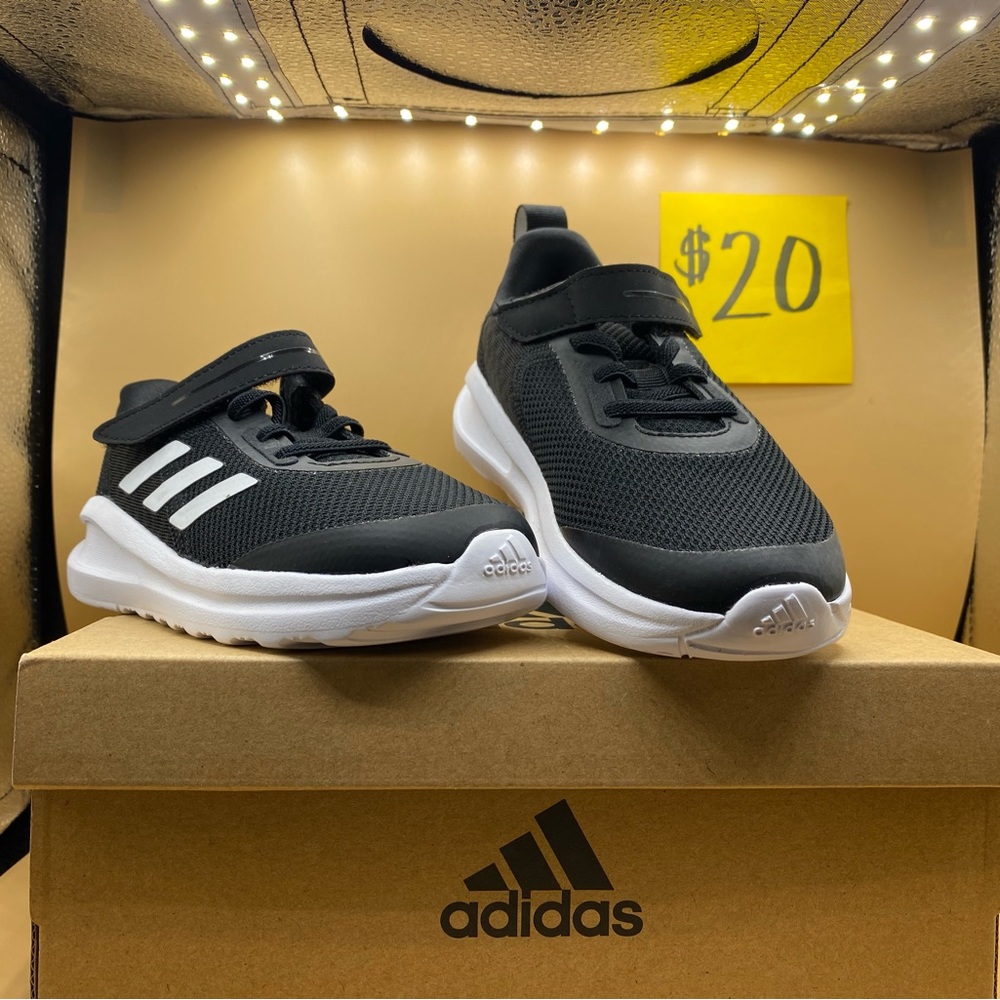 Adidas Forta Run $20 size 9K